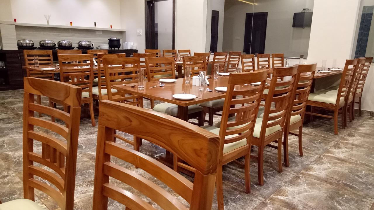 Hotel Swati Svasti 3B Dwārka Exteriér fotografie